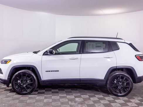 New 2026 Jeep Compass Latitude image 12