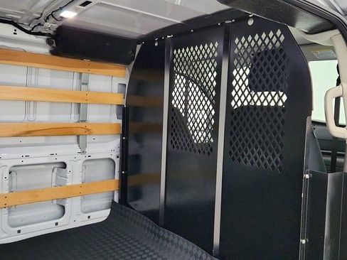 Used 2024 Ford Transit 250 Low Roof w/ Exterior Upgrade Package image 25