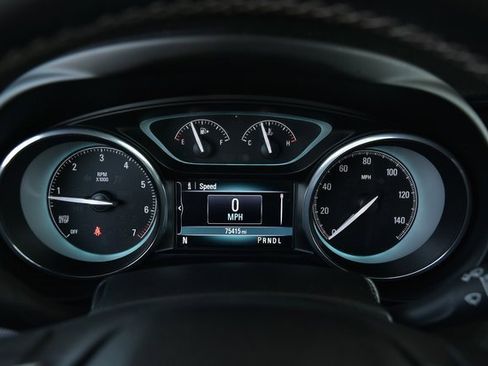 Used 2018 Buick Envision Preferred image 28