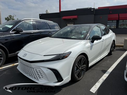 Used 2026 Toyota Camry XSE AWD/4WD image 1