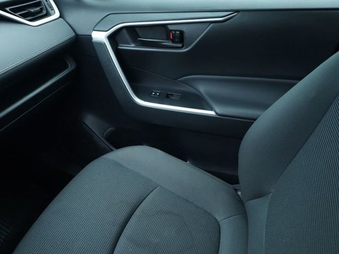 Used 2024 Toyota RAV4 LE image 10