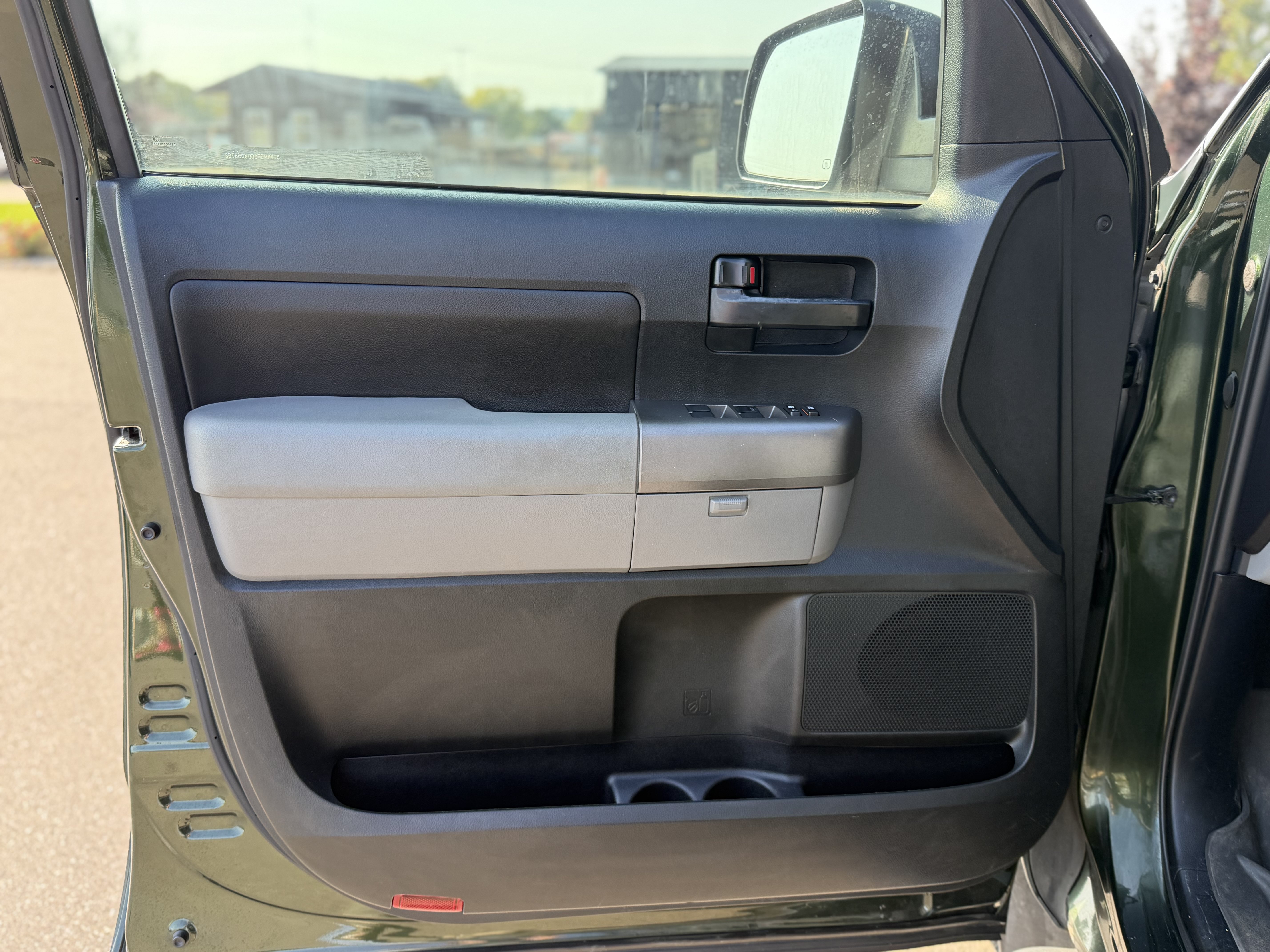 Used 2013 Toyota Tundra 2WD Double Cab w/ SR5 Pkg image 8
