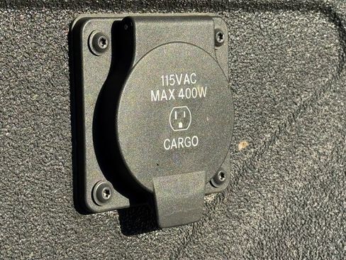 Used 2023 RAM 3500 Limited image 11