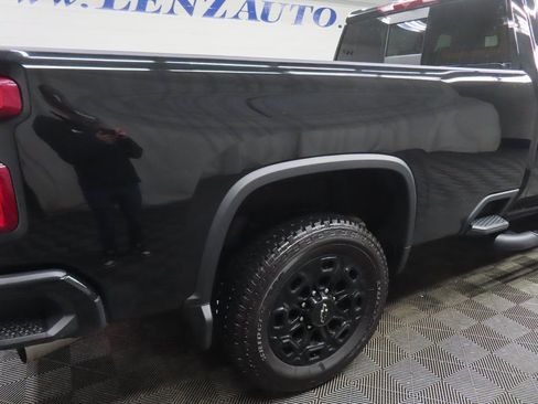 Used 2024 Chevrolet Silverado 2500 LT w/ Midnight Edition image 33