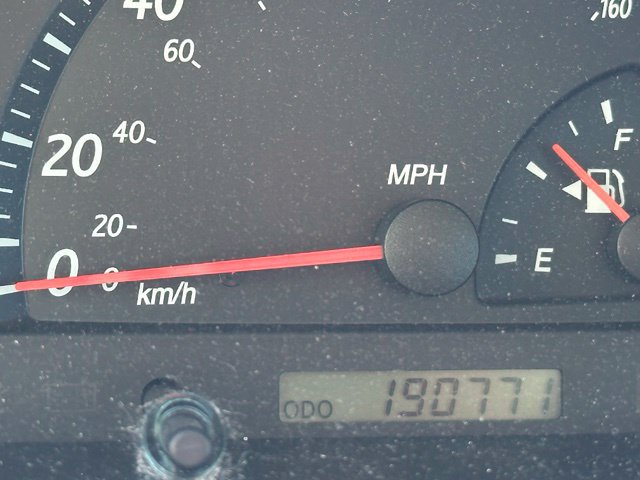 Used 2003 Toyota Camry LE FWD image 16