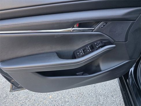 Used 2023 MAZDA MAZDA3 s image 8