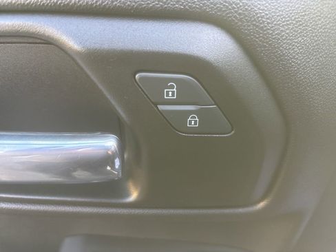 Used 2022 GMC Sierra 1500 Pro w/ Pro Value Package image 18