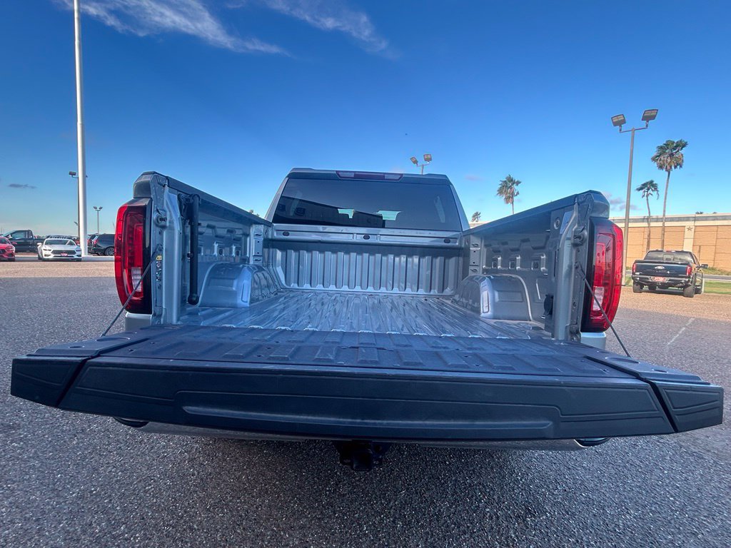 Used 2025 GMC Sierra 1500 SLT AWD/4WD image 9