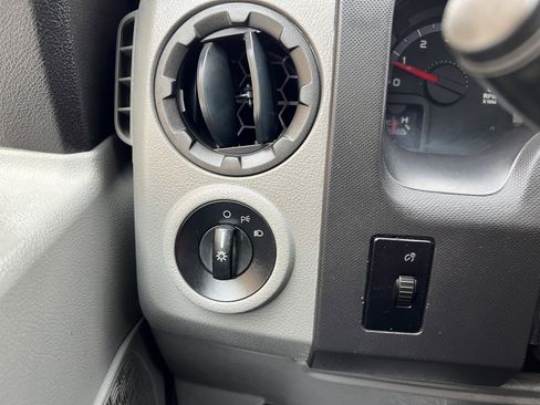 Used 2011 Ford E-250 and Econoline 250 Extended w/ Commercial Cargo Van Pkg image 24