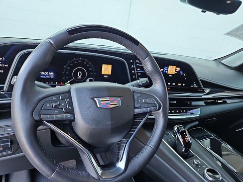 Certified 2023 Cadillac Escalade Sport w/ LPO, ONYX Package image 16