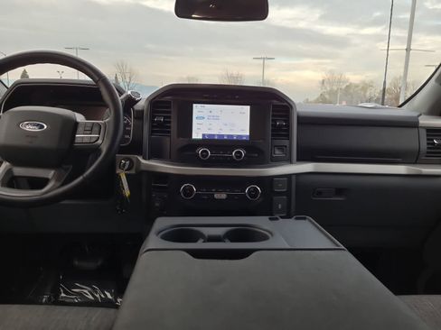 Used 2022 Ford F150 XLT w/ Equipment Group 301A Mid image 18