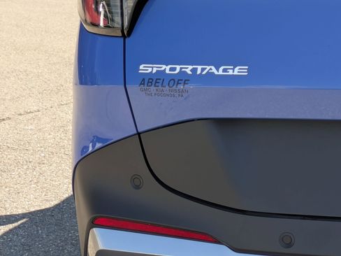 New 2026 Kia Sportage EX w/ EX Panorama Roof Package image 24