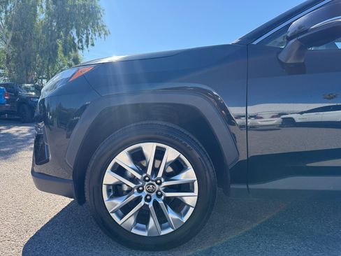 Used 2025 Toyota RAV4 XLE Premium FWD image 10