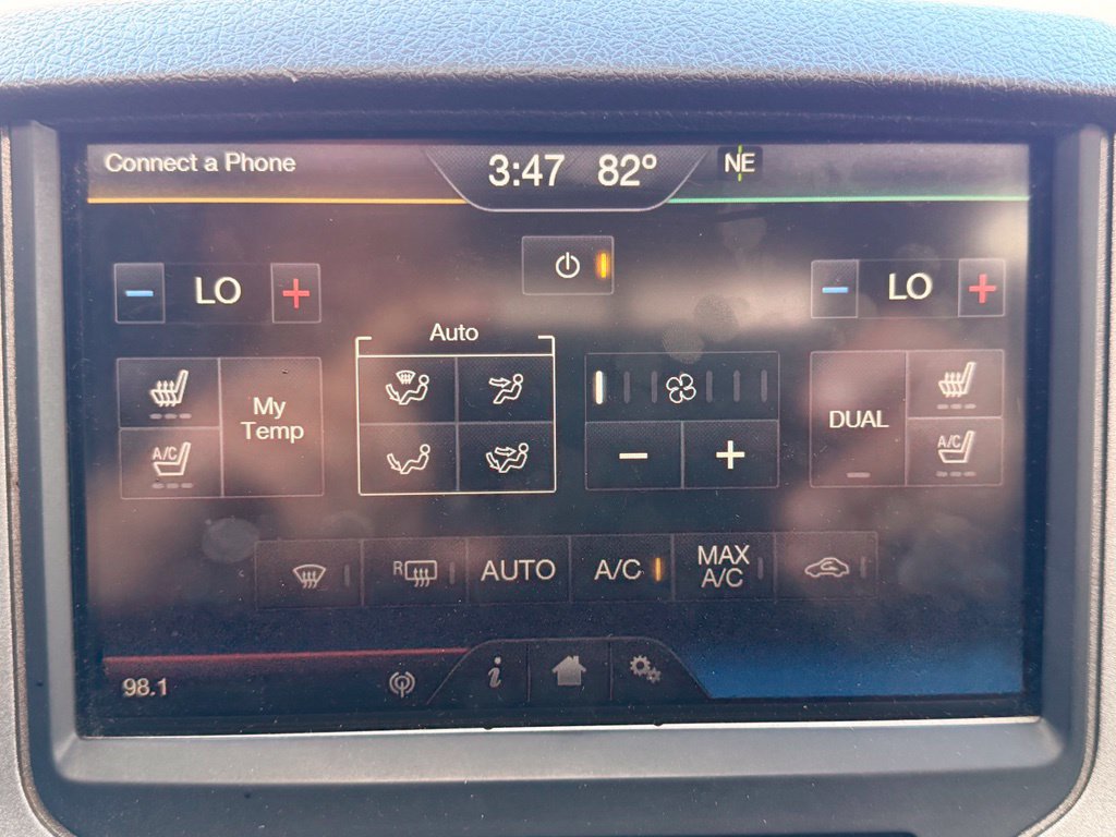 Used 2016 Ford F250 Lariat w/ Lariat Ultimate Package AWD/4WD image 42