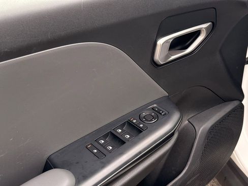 Used 2025 Kia K4 FWD image 22