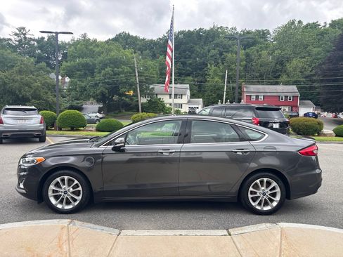 Certified 2019 Ford Fusion Energi Titanium FWD image 6