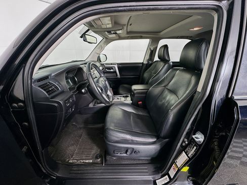 Used 2017 Toyota 4Runner Limited image 13