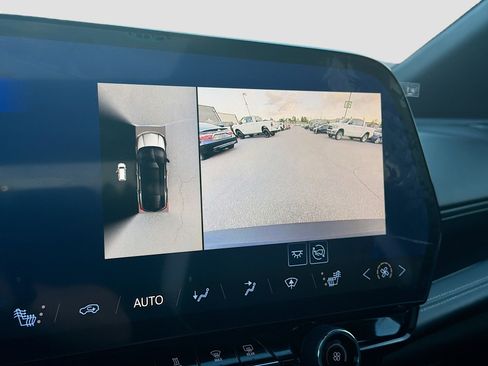 Used 2024 Chevrolet Blazer EV LT AWD/4WD image 22