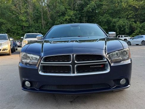 Used 2014 Dodge Charger SXT w/ Driver Confidence Group (AJG) RWD image 7