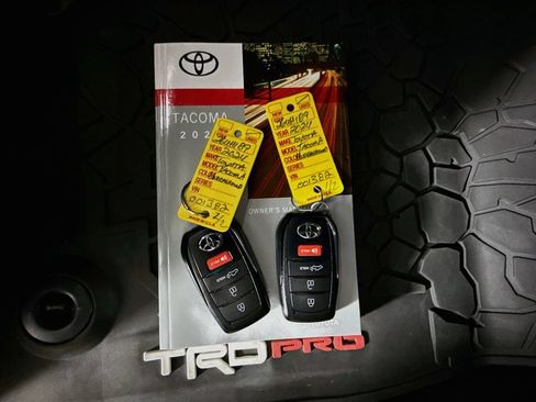 Certified 2024 Toyota Tacoma TRD Pro AWD/4WD image 41