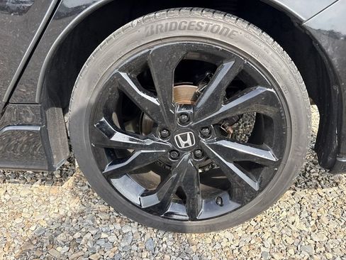 Used 2017 Honda Civic Sport Touring image 7