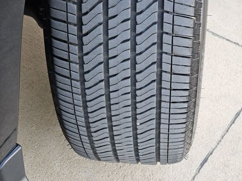 Certified 2024 Chevrolet Silverado 1500 High Country image 15