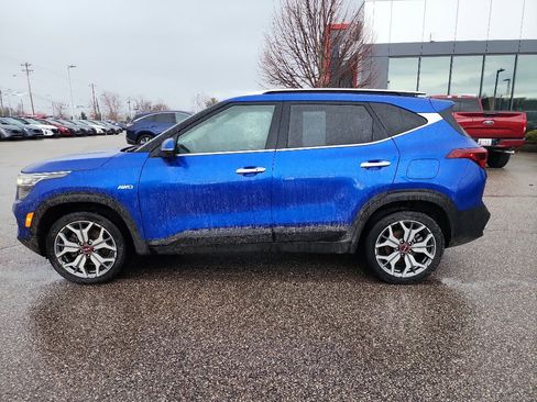 Used 2023 Kia Seltos SX w/ SX Sunroof Package image 4