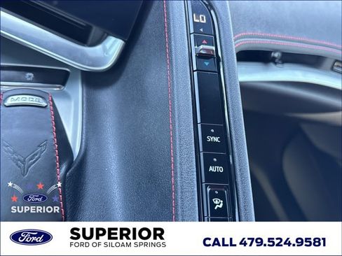 Used 2022 Chevrolet Corvette Stingray Coupe w/ 1LT RWD image 32