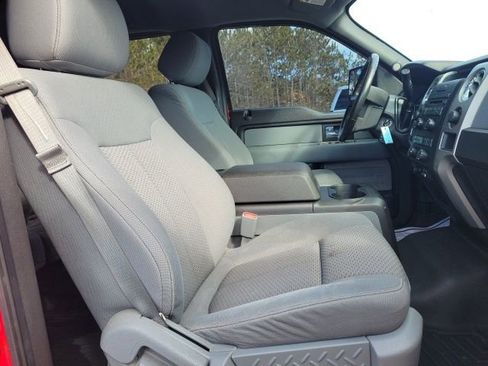 Used 2012 Ford F150 XLT w/ XLT Chrome Pkg image 16