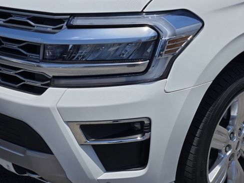 Certified 2023 Ford Expedition Max Platinum AWD/4WD image 9