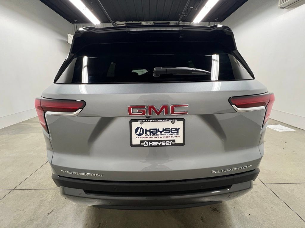 New 2027 GMC Terrain Elevation FWD image 4