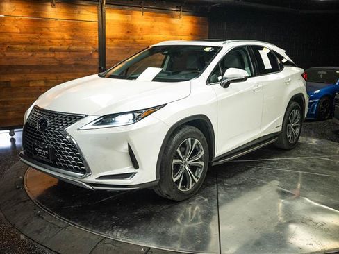 Used 2020 Lexus RX 450h AWD w/ Premium Package image 2