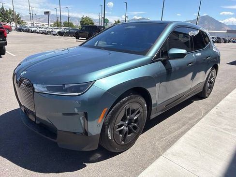 Used 2023 BMW iX xDrive50 w/ Convenience Package AWD/4WD image 3