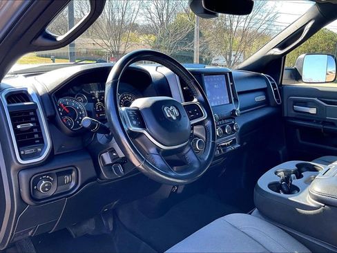 Used 2021 RAM 2500 Big Horn w/ Level 1 Equipment Group image 10