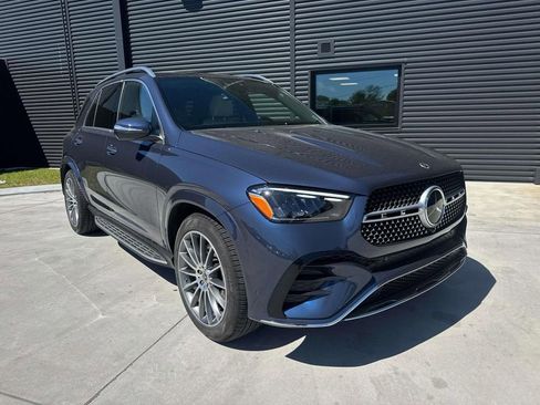 Used 2025 Mercedes-Benz GLE 350 4MATIC image 9