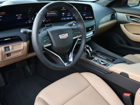 Used 2025 Cadillac CT5 Premium Luxury image 3