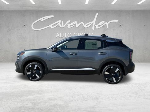 New 2026 Nissan Kicks SR image 13