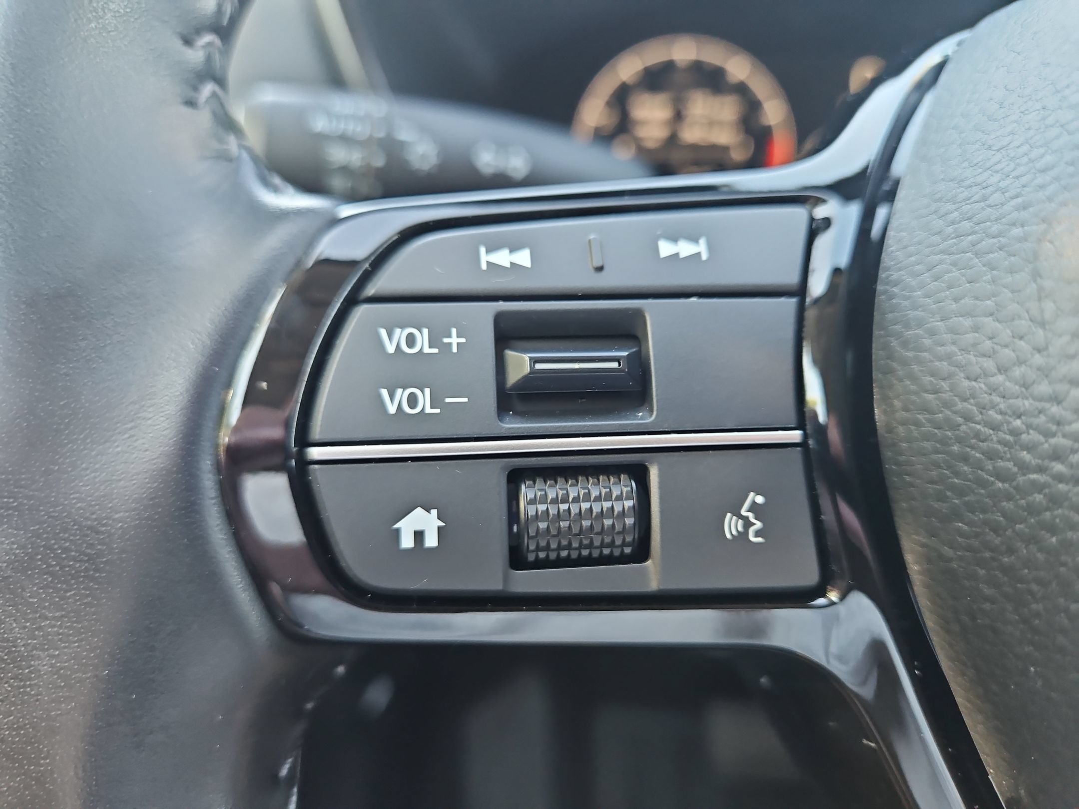 Used 2025 Honda CR-V EX-L image 28