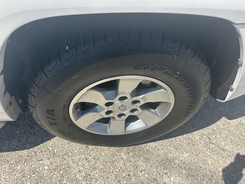 Used 2012 Toyota 4Runner SR5 image 23