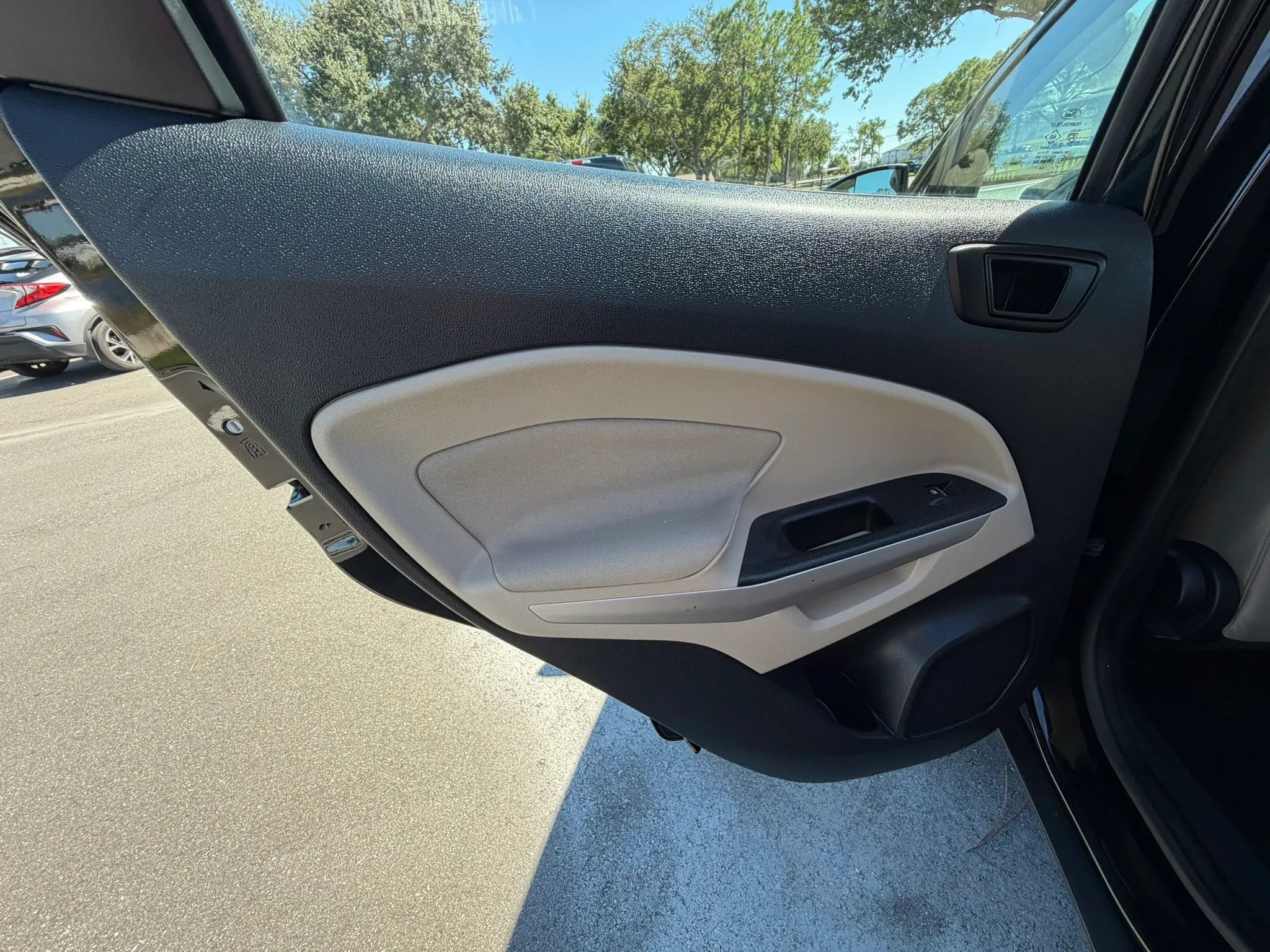 Used 2020 Ford EcoSport S AWD/4WD image 21