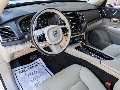 Used 2020 Volvo XC90 T5 Momentum AWD/4WD image 17
