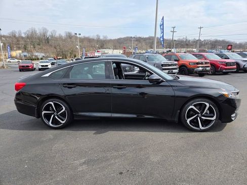 Used 2020 Honda Accord Sport image 9