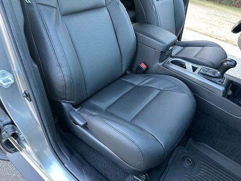 Used 2023 Toyota Tacoma TRD Sport Double Cab 5' Bed V6 image 25