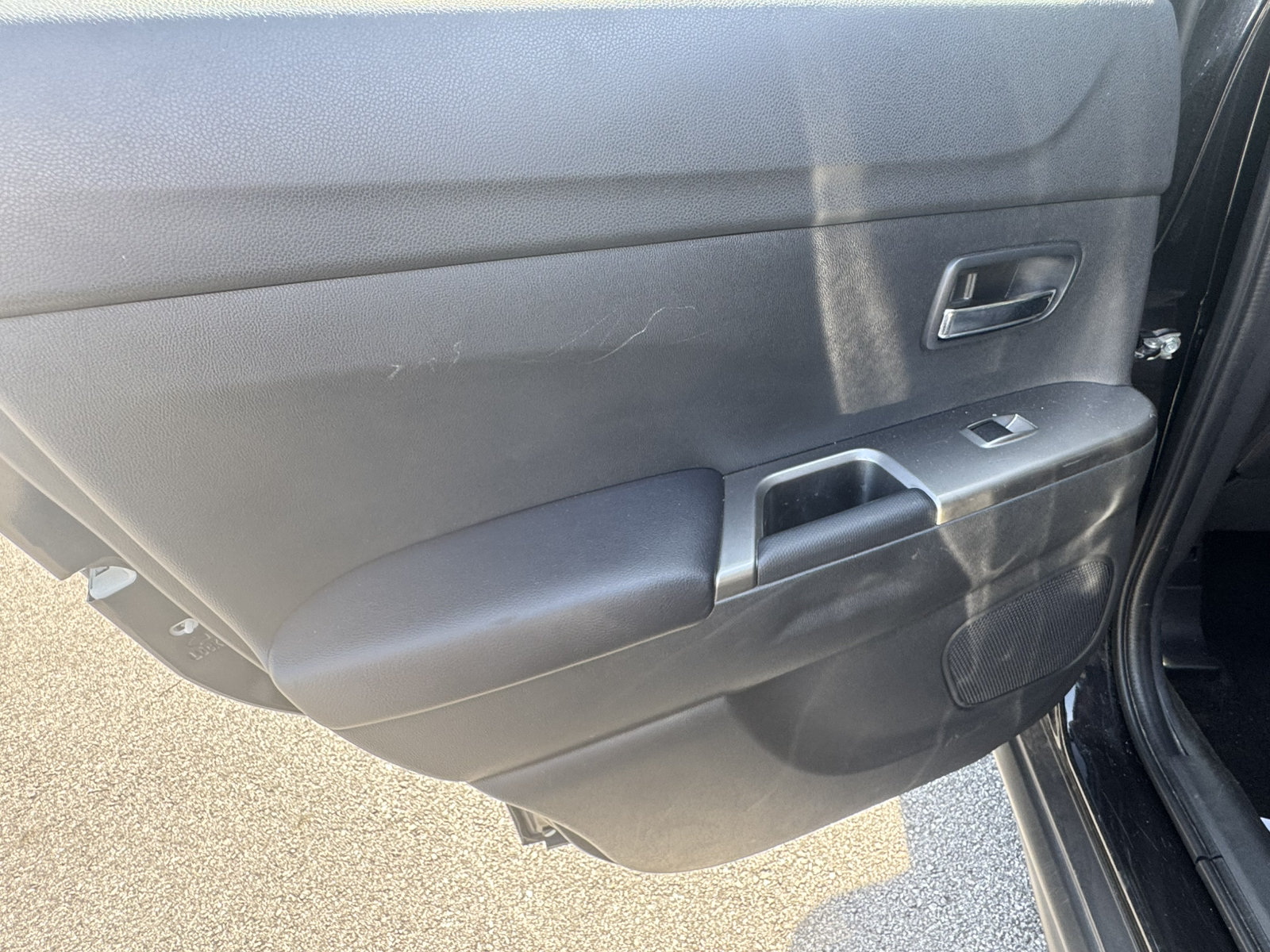 Used 2024 Mitsubishi Outlander Sport ES AWD/4WD image 22