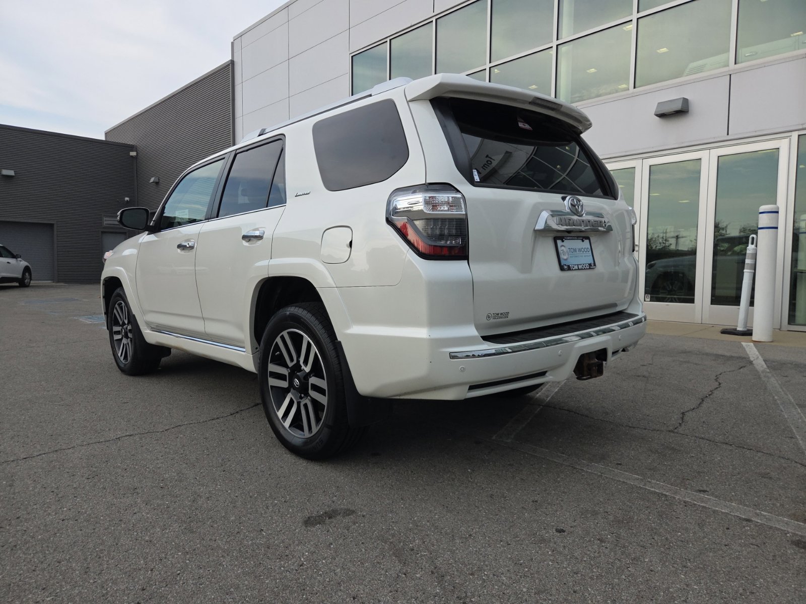Used 2019 Toyota 4Runner Limited AWD/4WD image 9