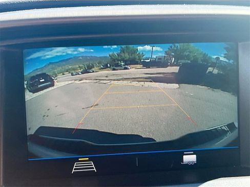 Used 2022 GMC Canyon AT4 w/ Trailering Package image 13