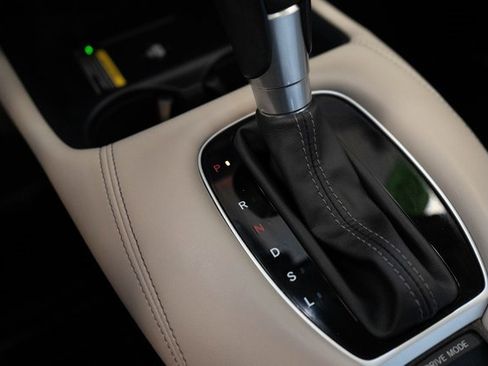 Used 2023 Honda HR-V EX-L image 24