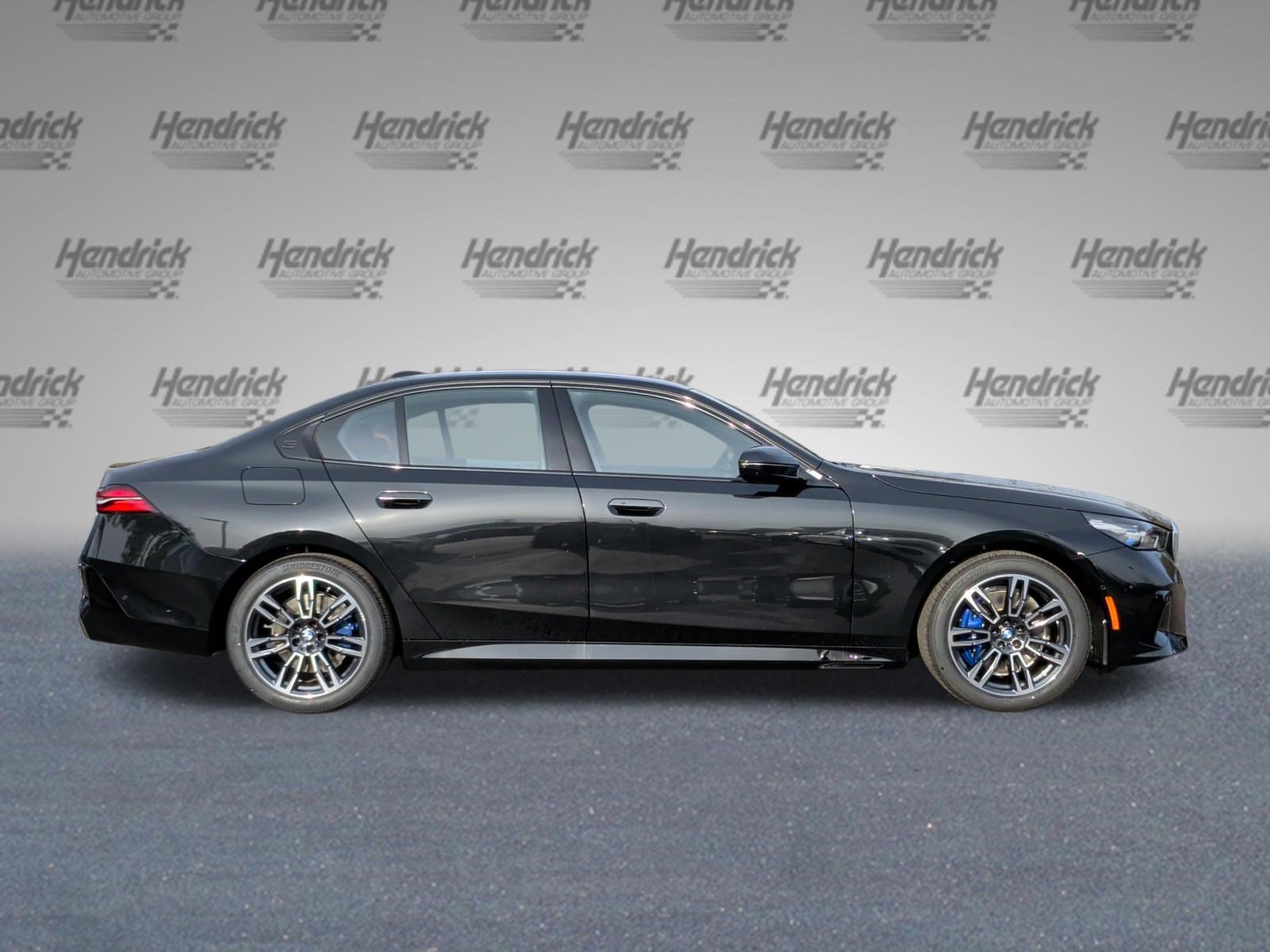Used 2026 BMW 530i xDrive w/ M Sport Package AWD/4WD image 6