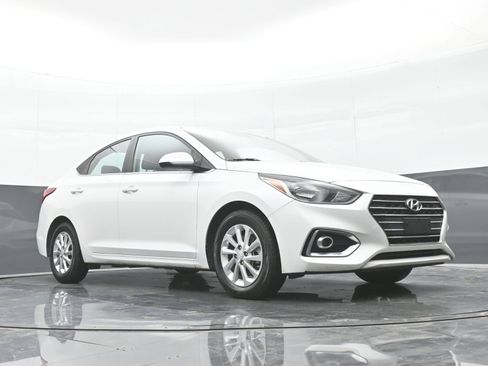Used 2022 Hyundai Accent SEL FWD image 41