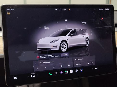 Used 2023 Tesla Model 3 Standard Range RWD image 30